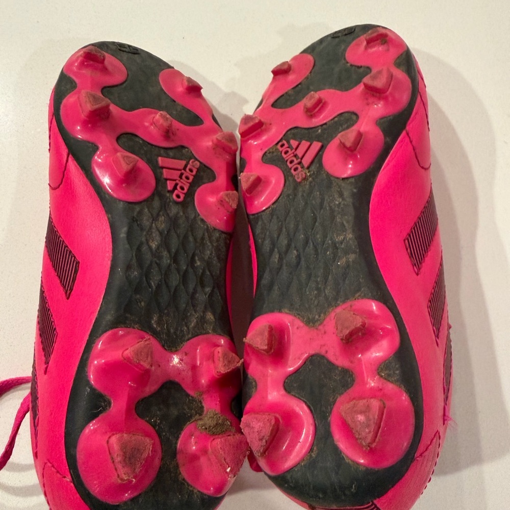 Adidas Kids Pink and Black Soccer cleats sz 11 - Picture 5 of 5